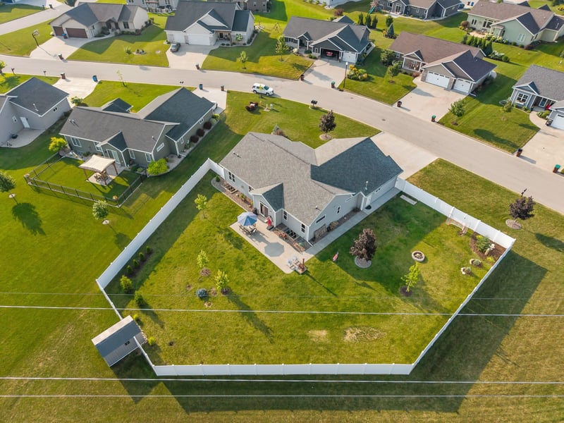 2818 Hidden Pine Dr, Appleton, WI 54913