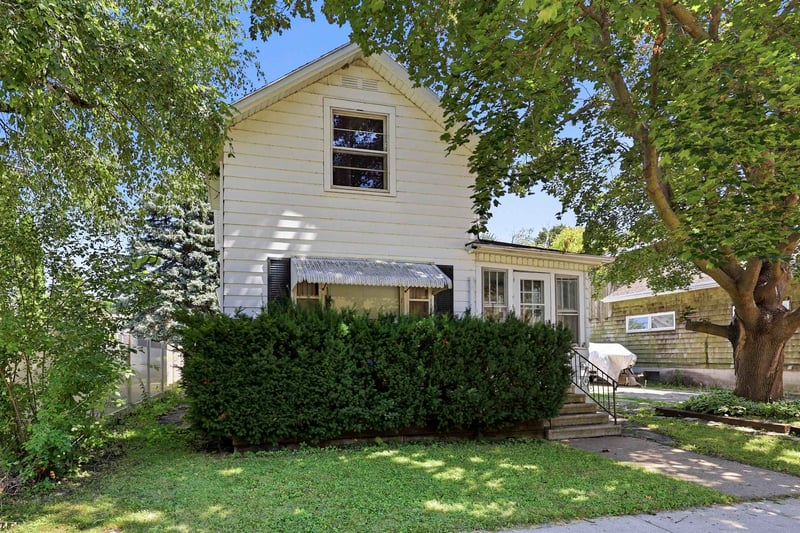 526 Boyd St, Oshkosh, WI 54901