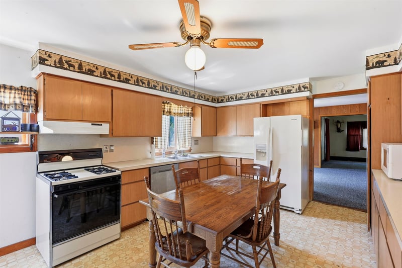 526 Boyd St, Oshkosh, WI 54901