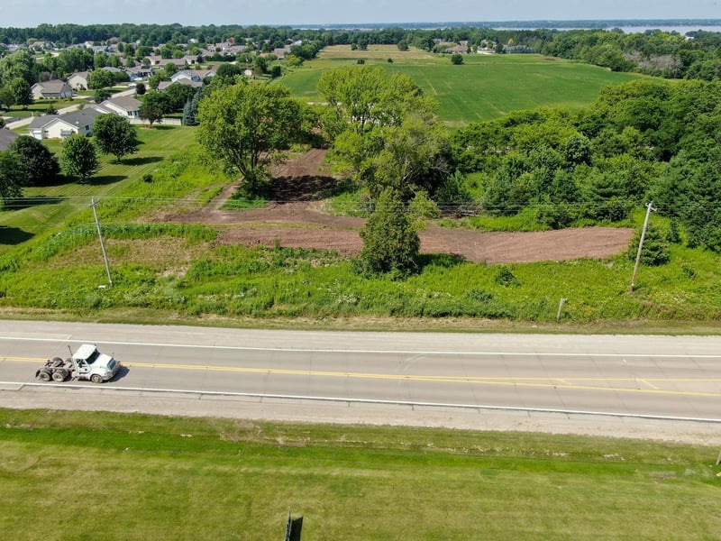 Pierce Ln #3 & 4, Oshkosh, WI 54904-0000