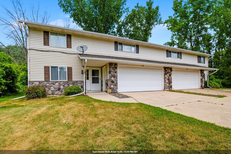 2380 Riverview Dr, Green Bay, WI 54313-6707