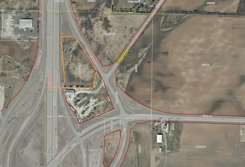 4501 Poberezny Rd, Oshkosh, WI 54902-0000