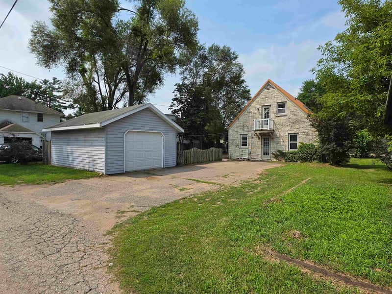 714 Lafayette St, Shawano, WI 54166-2816