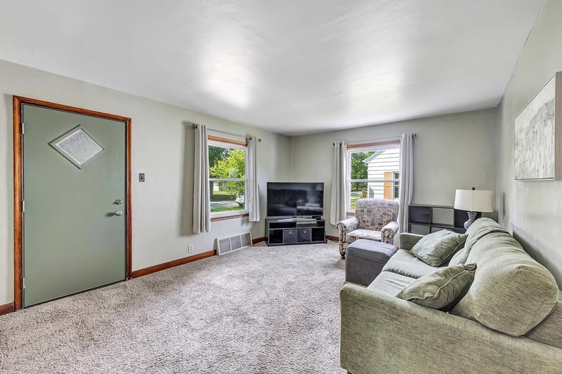 1947 Farlin Ave, Green Bay, WI 54302