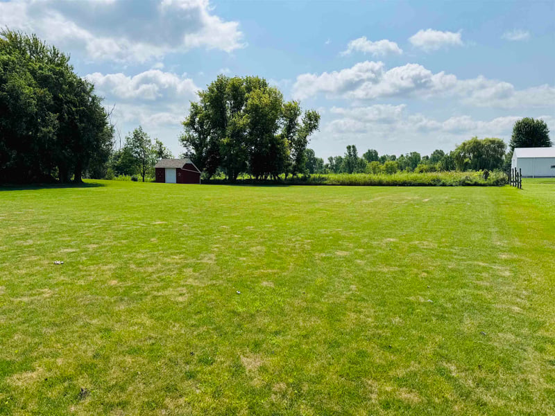 County Road E, Omro, WI 54963
