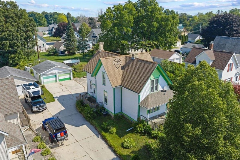 625 Center St, Kewaunee, WI 54216-0000