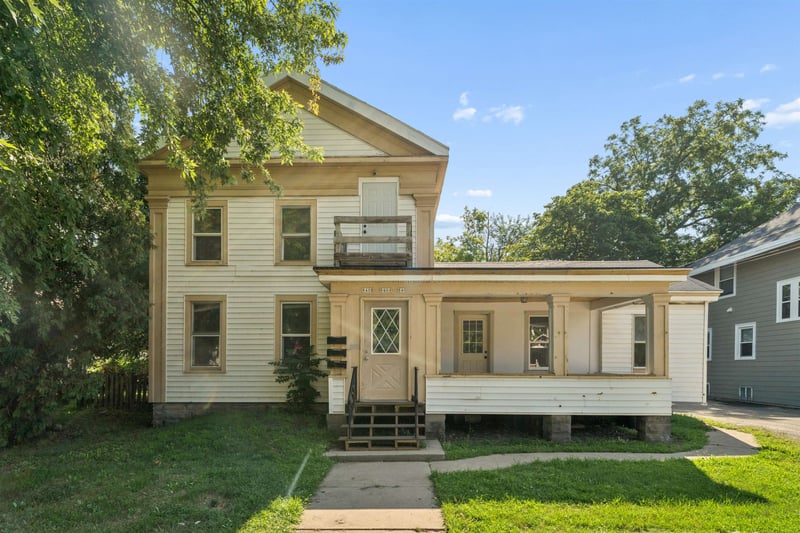 840 Jackson St, Oshkosh, WI 54901