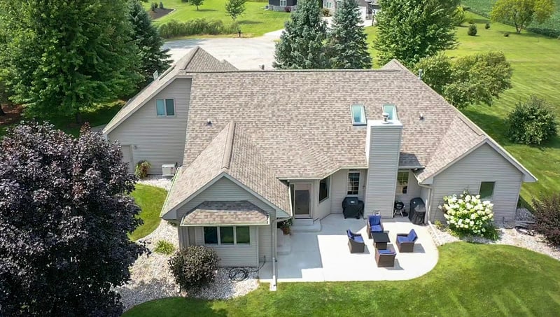 N4326 Red Leaf Dr, Appleton, WI 54913