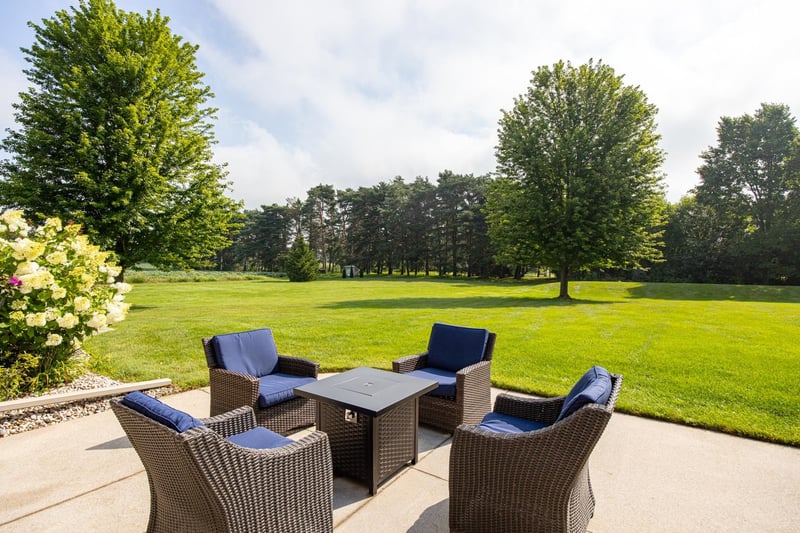 N4326 Red Leaf Dr, Appleton, WI 54913