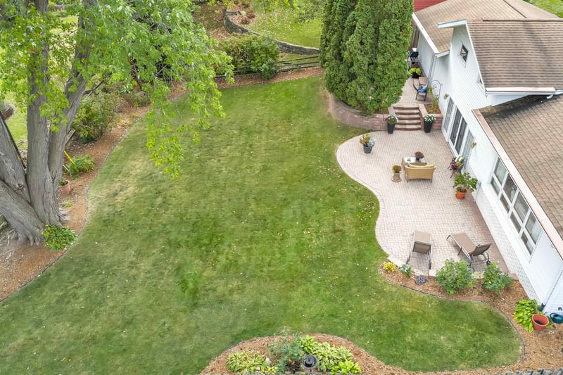 2697 Beaumont St, Green Bay, WI 54301-2944