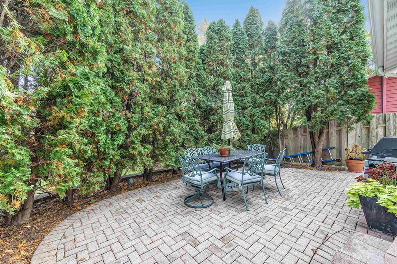 2697 Beaumont St, Green Bay, WI 54301-2944