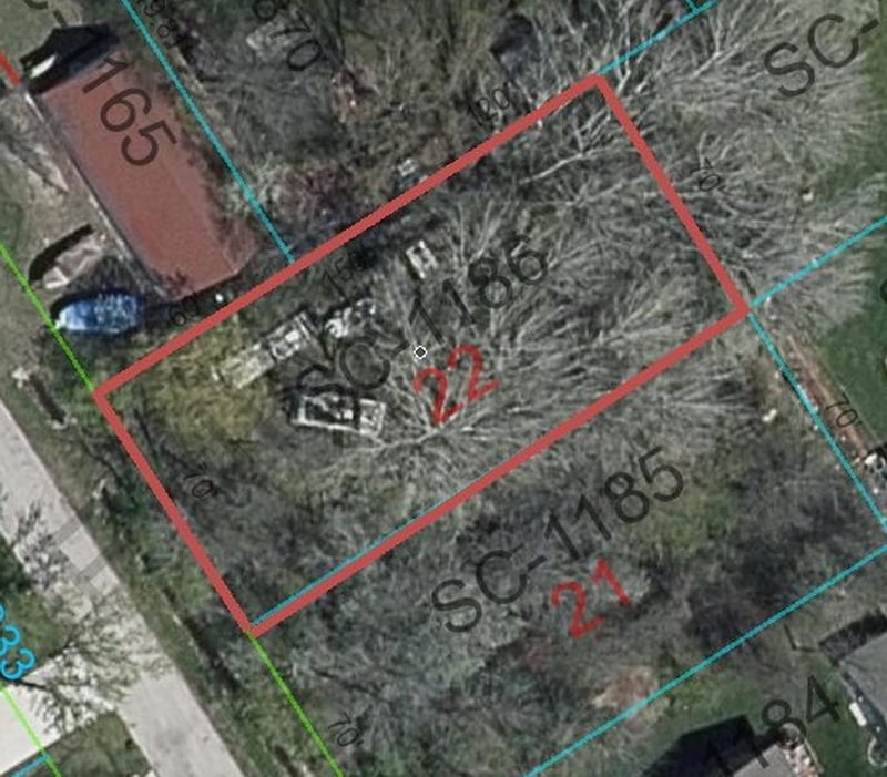 3900 Lloyd St, Green Bay, WI 54311-7301