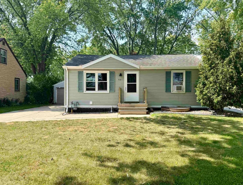 521 Cottage Grove Ave, Green Bay, WI 54304