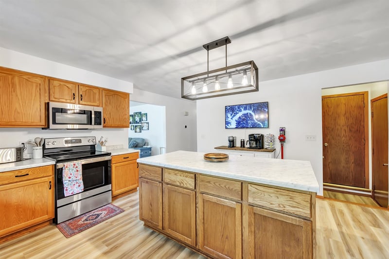 110 Morningside Dr, Kaukauna, WI 54130