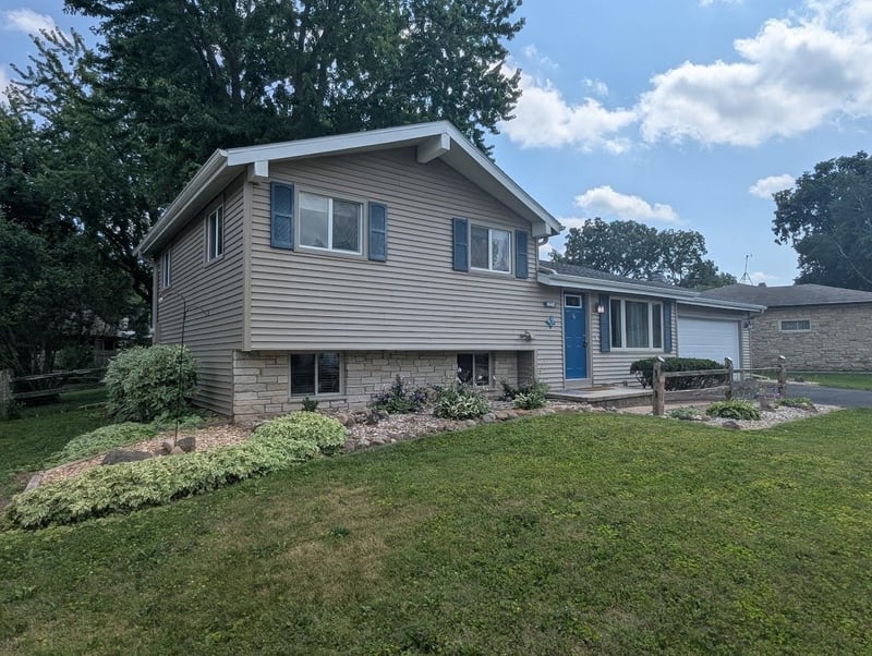 1640 Westhaven Dr, Oshkosh, WI 54904-8333