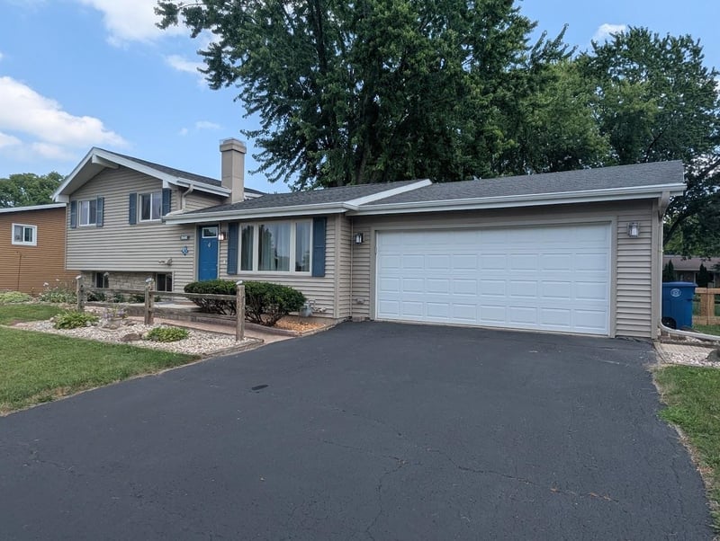 1640 Westhaven Dr, Oshkosh, WI 54904-8333