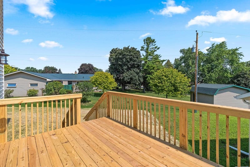 216 Evergreen Ln, Chilton, WI 53014