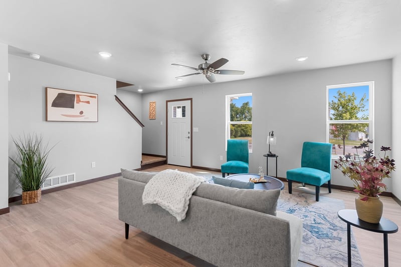 305 Evergreen Ln, Chilton, WI 53014