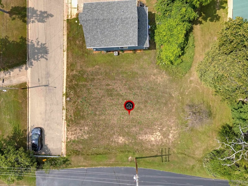 305 E Armstrong St, Gillett, WI 54124