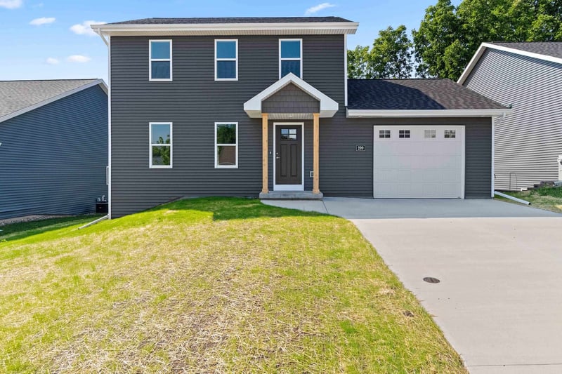 209 Evergreen Ln, Chilton, WI 53014