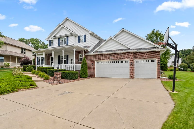 1225 Livingston St, Green Bay, WI 54311-5547