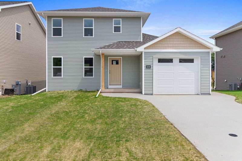 216 Fairview Ln, Chilton, WI 53014