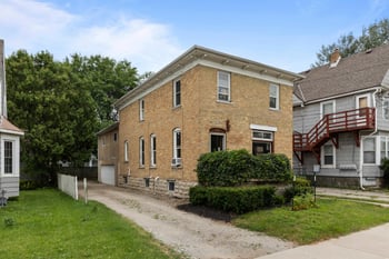 303 E Parkway Ave, Oshkosh, WI 54901