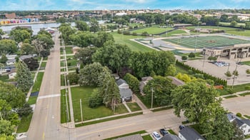 514 Josslyn St, Oshkosh, WI 54902-2025