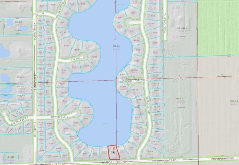 1056 Harbor Lights Rd, Suamico, WI 54173