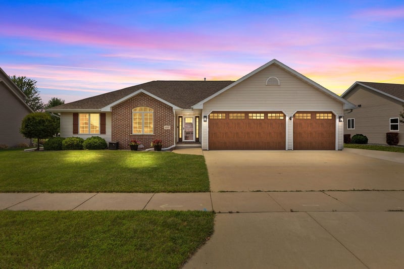 4807 N Fuji Dr, Appleton, WI 54913