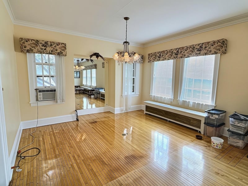 628 Irving Ave, Oshkosh, WI 54901