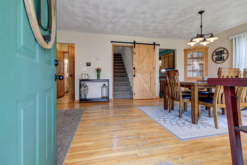 164 Plummer Ave, Neenah, WI 54956-2222