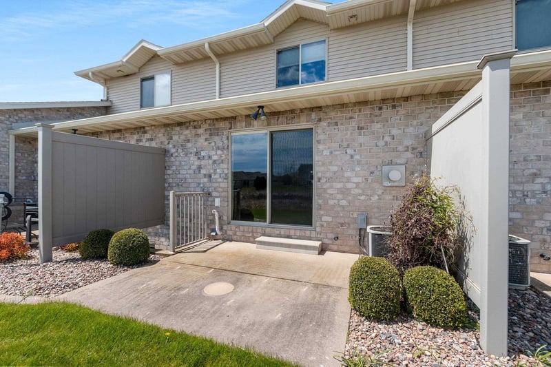 2191 Trailside Ln, De Pere, WI 54115-7131