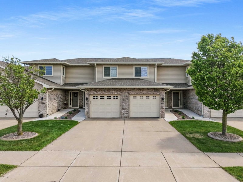 2191 Trailside Ln, De Pere, WI 54115-7131
