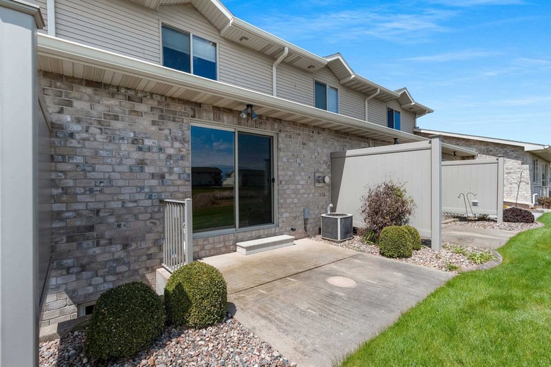 2191 Trailside Ln, De Pere, WI 54115-7131