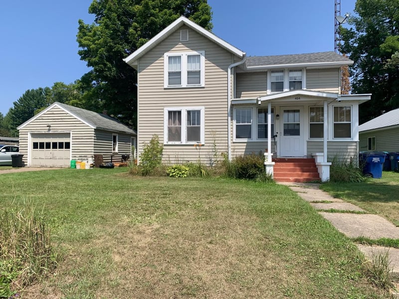 404 Birch St, Birnamwood, WI 54414-9223