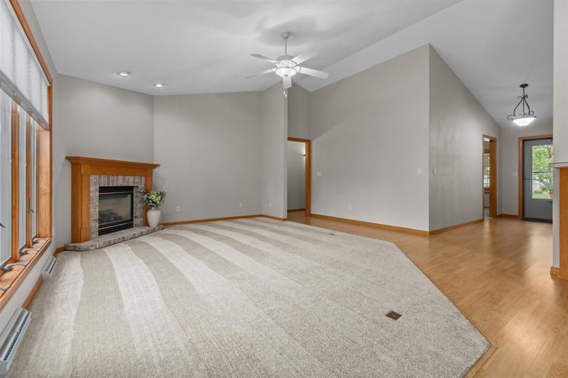 44 Penbrook Cir, Appleton, WI 54913