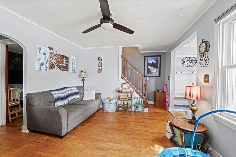 1036 Tyler Ave, Oshkosh, WI 54902