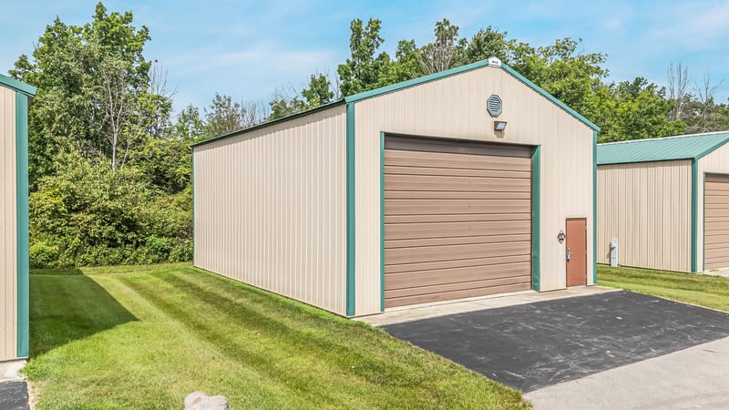 1094 Fernando Dr #A-14, Hobart, WI 54177