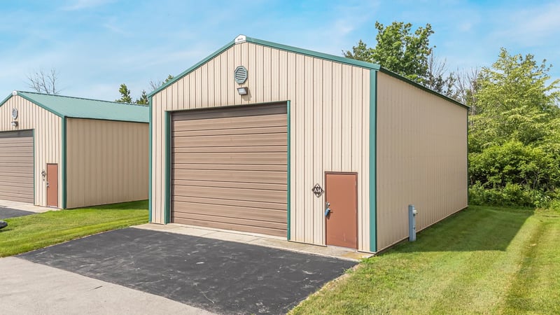 1094 Fernando Dr #A-14, Hobart, WI 54177
