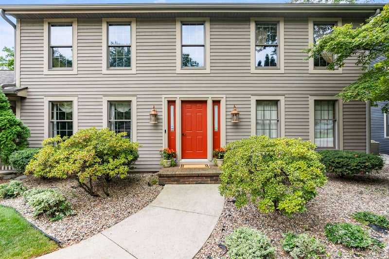 609 Scarlet Oak Ct, Appleton, WI 54915-4512