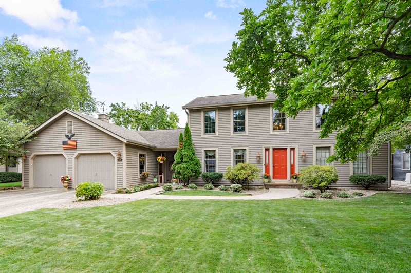 609 Scarlet Oak Ct, Appleton, WI 54915-4512