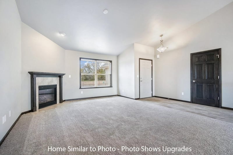 1278 Putnam Dr, Pulaski, WI 54162