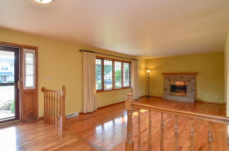 2360 La Rue Ln, Green Bay, WI 54313-5797