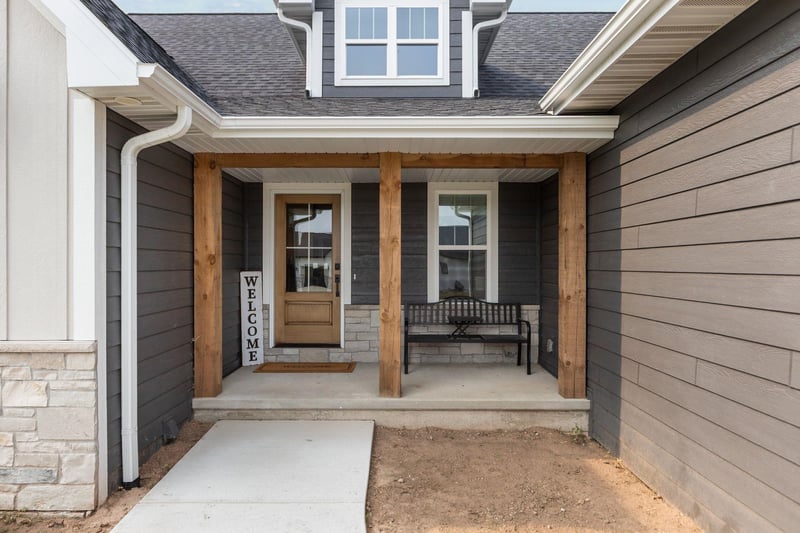 1029 Lancaster Ct, Green Bay, WI 54313