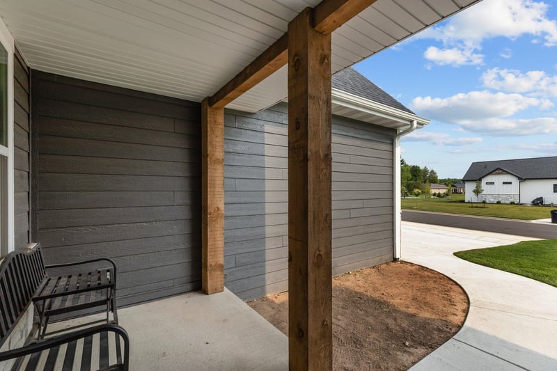 1029 Lancaster Ct, Green Bay, WI 54313