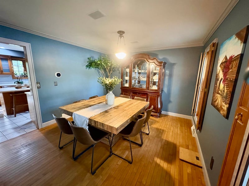 478 Skyline Blvd, Green Bay, WI 54302