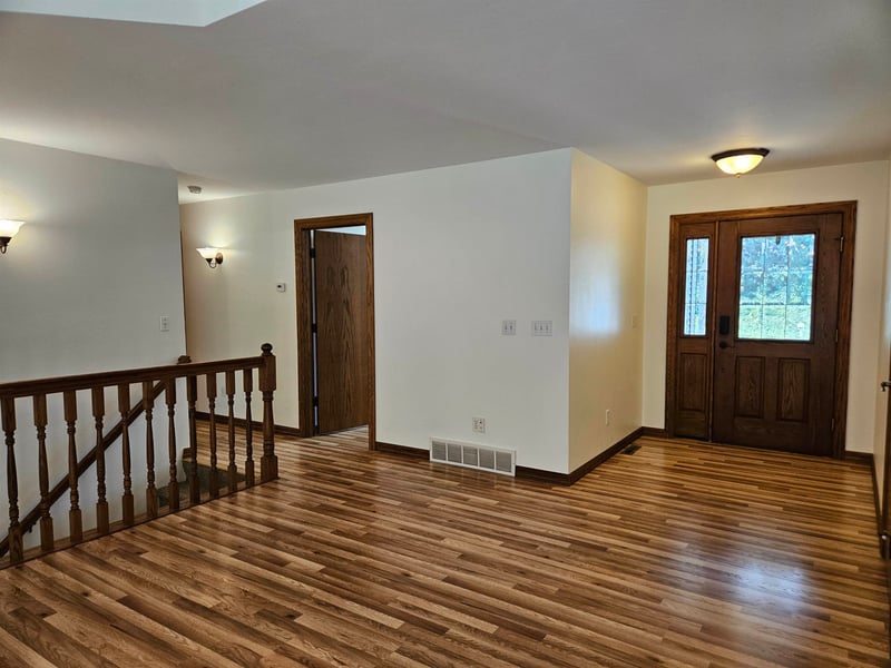 3830 Nicolet Dr, Green Bay, WI 54311
