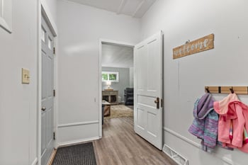 833 Jefferson St, Oshkosh, WI 54901