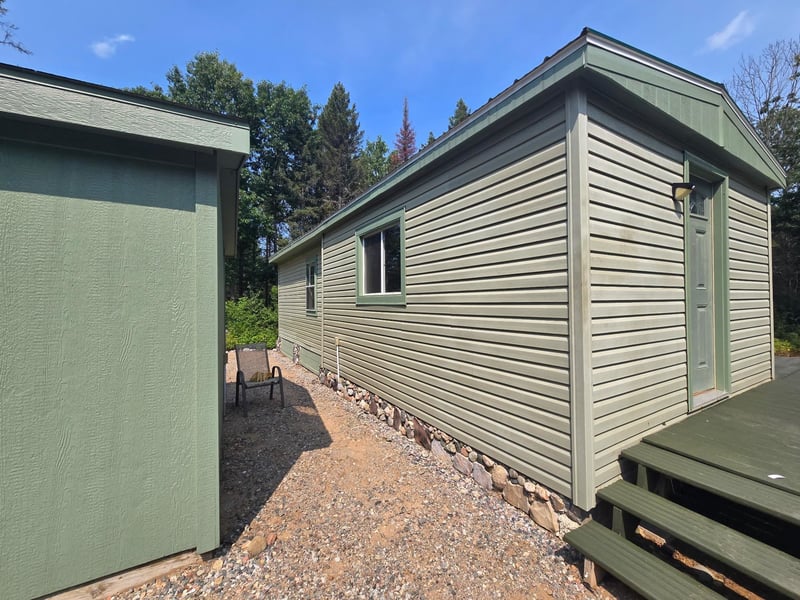 445 Kus Rd, Armstrong Creek, WI 54103